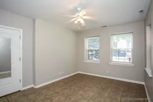 4941 N St Louis Ave, Chicago, IL 60625 - Photo 2