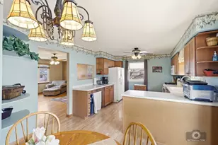 904 Cove Ave, Lockport, IL 60441 - Photo 8