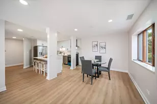 10 Trafalgar Square, Lincolnshire, IL 60069 - Photo 12