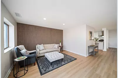 10 Trafalgar Square #403, Lincolnshire, IL 60069 - Photo 2