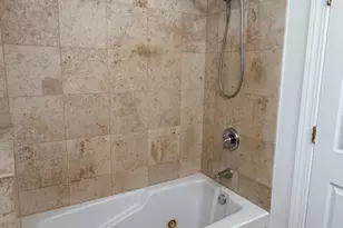 5226 N Campbell Ave, Chicago, IL 60625 - Photo 12