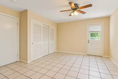 910 Division Street, Barrington, IL 60010 - Photo 16