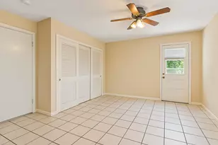 910 Division St, Barrington, IL 60010 - Photo 16