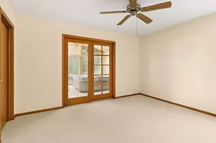 910 Division St, Barrington, IL 60010 - Photo 22