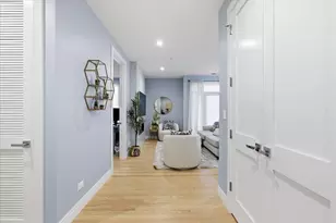 715 South Blvd, Oak Park, IL 60302 - Photo 2