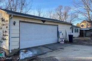 513 E Main St, Morrison, IL 61270 - Photo 20