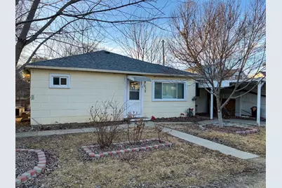 513 E Main Street, Morrison, IL 61270 - Photo 1