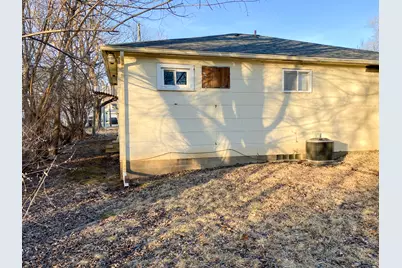 513 E Main Street, Morrison, IL 61270 - Photo 28