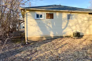 513 E Main St, Morrison, IL 61270 - Photo 28