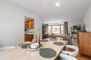 5 Echo Hill Rd, Oakwood Hills, IL 60013 - Photo 10