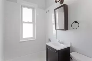 1608 W Sherwin Ave, Chicago, IL 60626 - Photo 8