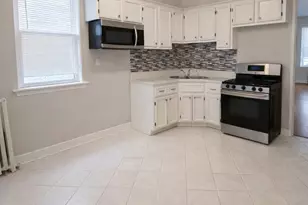 4925 W Henderson St, Chicago, IL 60641 - Photo 6