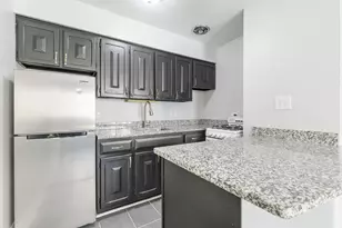 5534 N Kenmore Ave, Chicago, IL 60640 - Photo 2