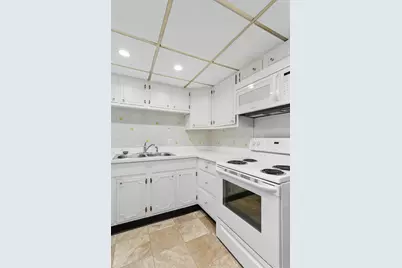 2900 Maple Avenue #4D, Downers Grove, IL 60515 - Photo 6