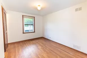 610 Pawnee Ln, Naperville, IL 60563 - Photo 12