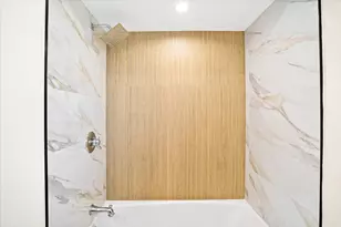 4849 N Newland Ave, Chicago, IL 60656 - Photo 16