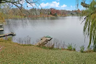 926 Lucerne Ct, Mundelein, IL 60060 - Photo 6