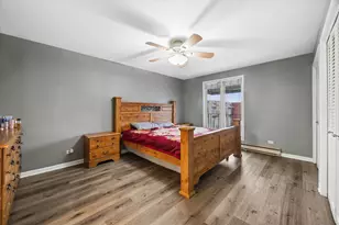 9808 S Karlov Ave, Oak Lawn, IL 60453 - Photo 8