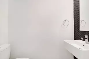 1017 N Cleveland Ave, Chicago, IL 60610 - Photo 14