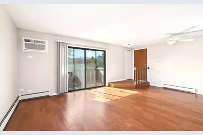 11 Echo Court #12, Vernon Hills, IL 60061 - Photo 4