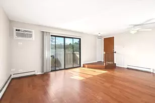 11 Echo Ct, Vernon Hills, IL 60061 - Photo 4