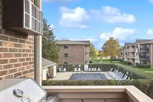 11 Echo Ct, Vernon Hills, IL 60061 - Photo 12