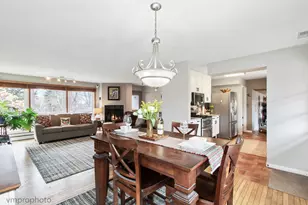 739 Meadow Ln, Barrington, IL 60010 - Photo 6