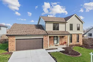 406 Whipple Ln, Westmont, IL 60559 - Photo 2