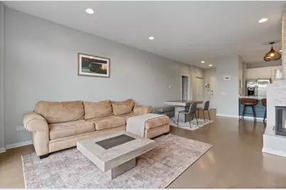 2040 W Belmont Avenue #405, Chicago, IL 60618 - Photo 6