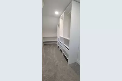 7501 W Winnemac Avenue, Harwood Heights, IL 60706 - Photo 8