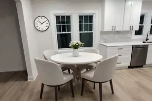 7501 W Winnemac Ave, Harwood Heights, IL 60706 - Photo 4