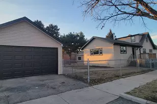 7501 W Winnemac Ave, Harwood Heights, IL 60706 - Photo 24