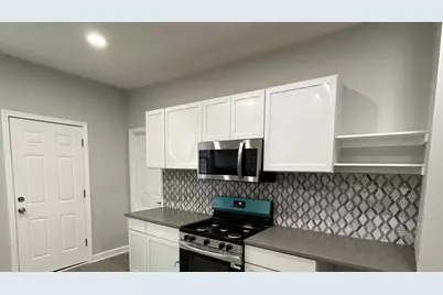 147 E 118th Place, Chicago, IL 60628 - Photo 10