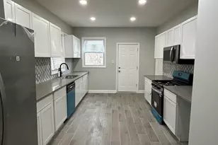 147 E 118th Pl, Chicago, IL 60628 - Photo 8