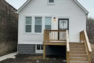 147 E 118th Pl, Chicago, IL 60628 - Photo 1