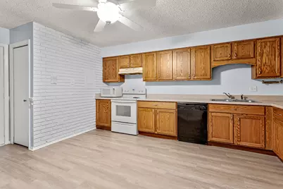 216 Madison Street #1A, Joliet, IL 60435 - Photo 6