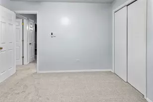 216 Madison St, Joliet, IL 60435 - Photo 12