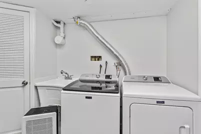 5738 Lyons Street, Morton Grove, IL 60053 - Photo 44