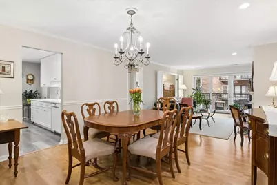 1730 Hinman Avenue #2G, Evanston, IL 60201 - Photo 4