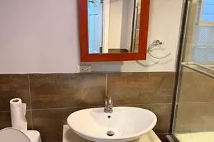 4012 W Ainslie St, Chicago, IL 60630 - Photo 8