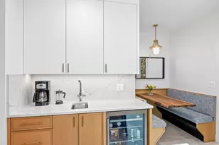 9526 Lawndale Ave, Evanston, IL 60203 - Photo 16