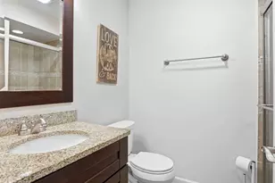 9332 Landings Ln, Des Plaines, IL 60016 - Photo 18