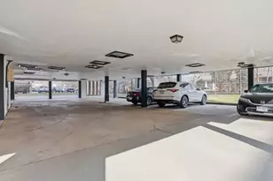 9332 Landings Ln, Des Plaines, IL 60016 - Photo 28