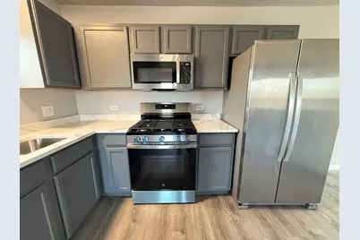 1401 S Kedvale Avenue SW, Chicago, IL 60623 - Photo 4