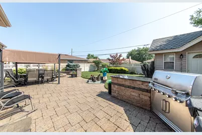 7245 W Lee Street, Niles, IL 60714 - Photo 48