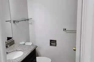 553 W Park Ave, Libertyville, IL 60048 - Photo 12