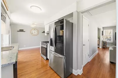 581 Charing Cross Road, Elk Grove Village, IL 60007 - Photo 8