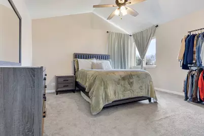 7 Elizabeth Court, Lake in the Hills, IL 60156 - Photo 12