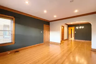 4943 N Marmora Ave, Chicago, IL 60630 - Photo 4