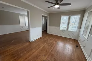 10154 S Calumet Ave, Chicago, IL 60628 - Photo 6